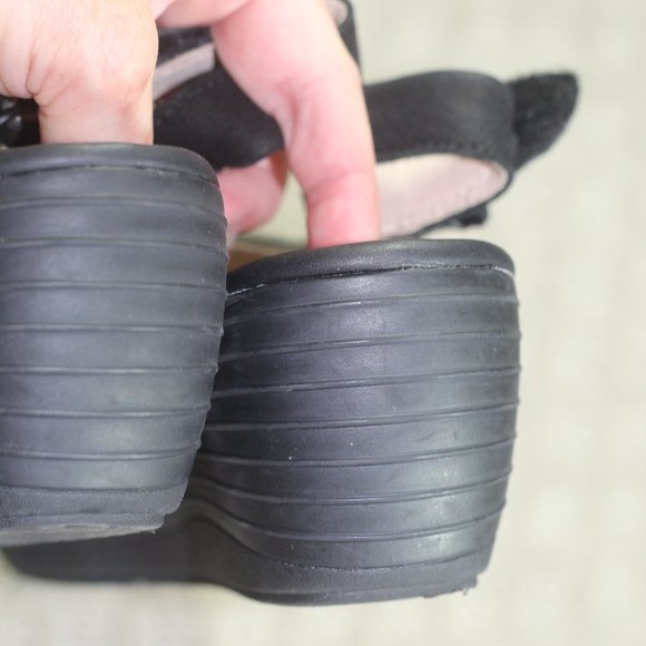 Collections by Clarks Size 5 Black Suede Peep Toe Wedge - Picture 5 of 7